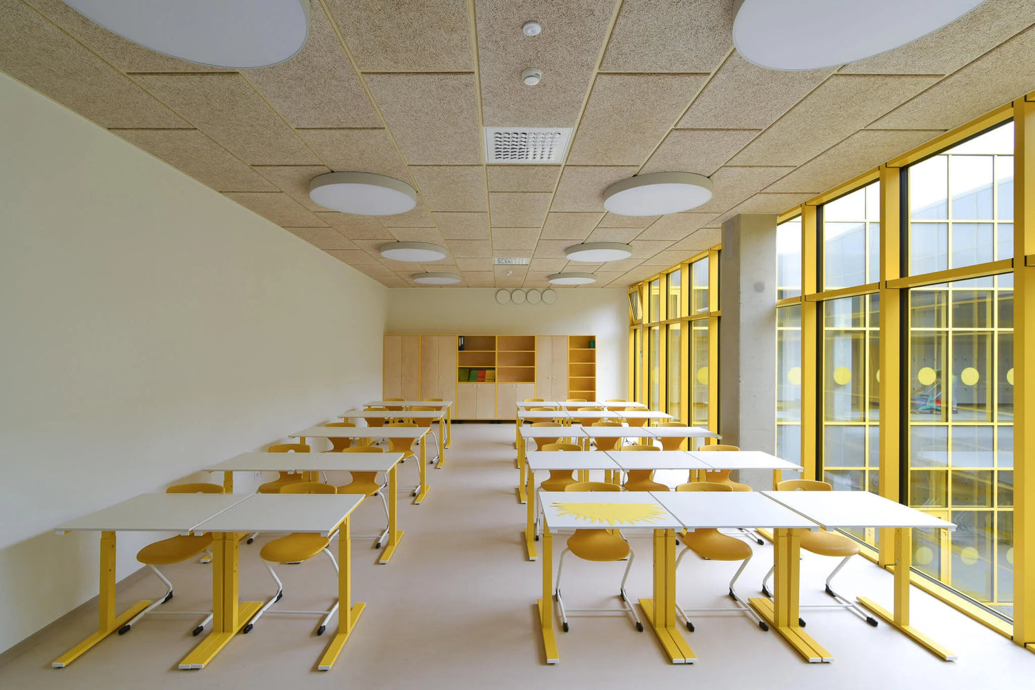 Panouri fonoabsorbante CEWOOD pentru îmbunătățirea confortului acustic interior