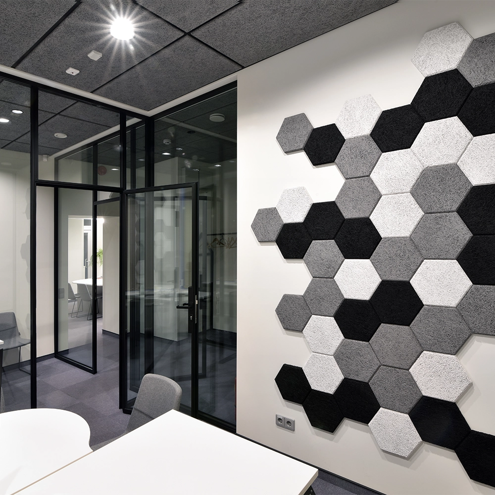 CEWOOD Design Tiles Hexagon – panouri acustice decorative pentru spații comerciale