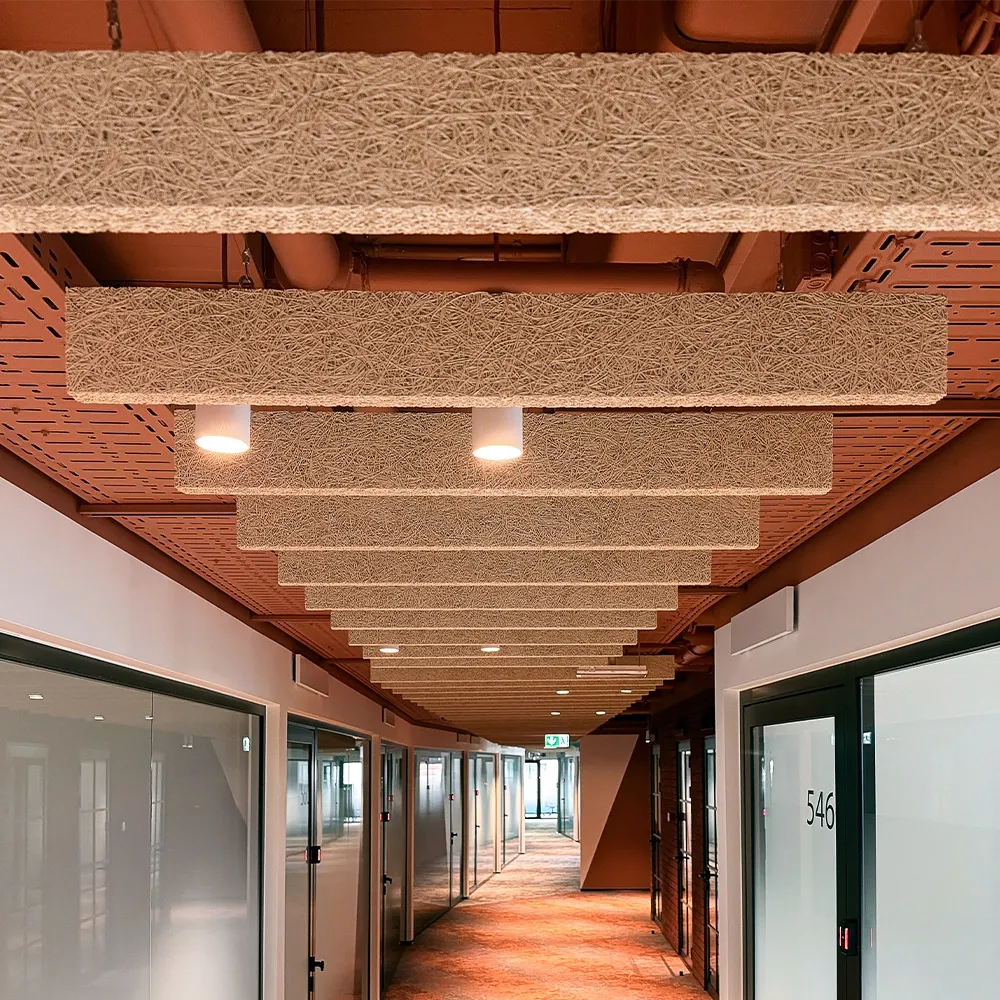 Panouri CEWOOD Design Tiles Plank pentru reducerea reverberației în birouri