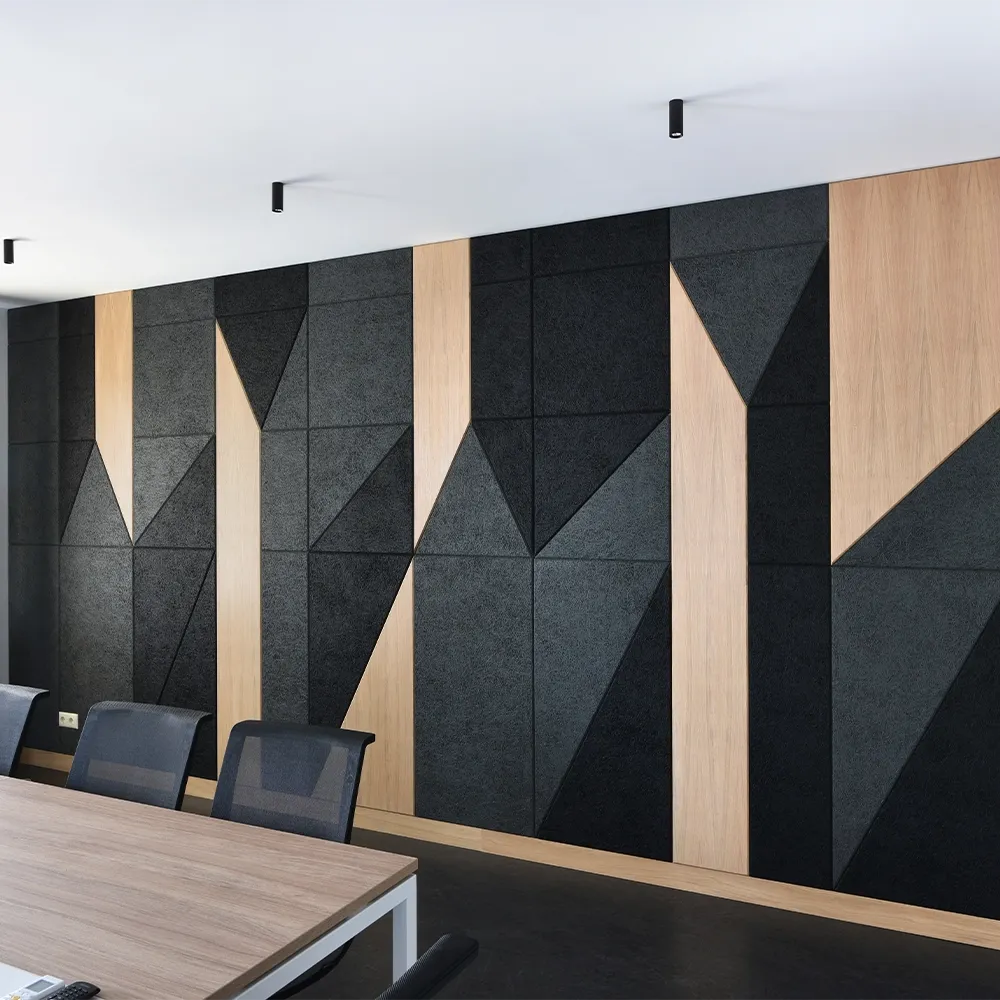 Panouri fonoabsorbante CEWOOD Design Tiles Triangle pentru magazine și showroom-uri