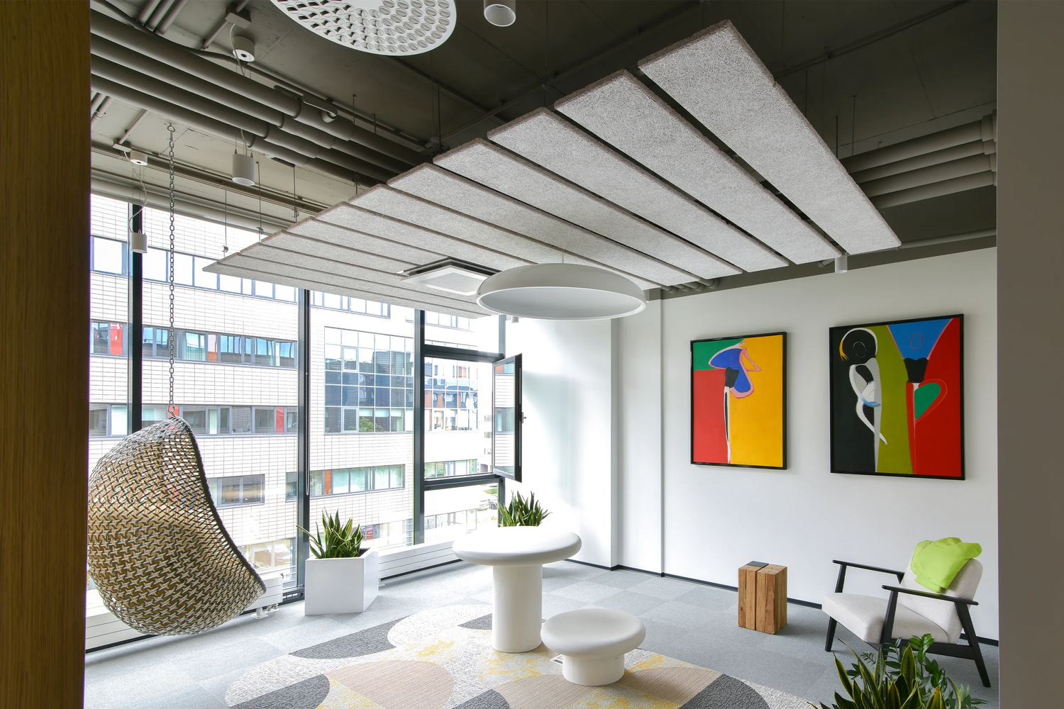 Panouri acustice CEWOOD pentru perete în home office cu design modern și absorbție fonică eficientă